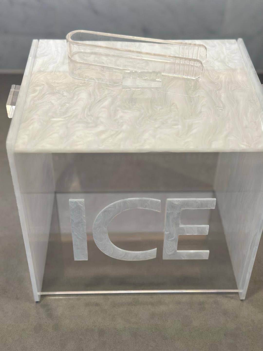 The Perfect Acrylic Ice Bucket