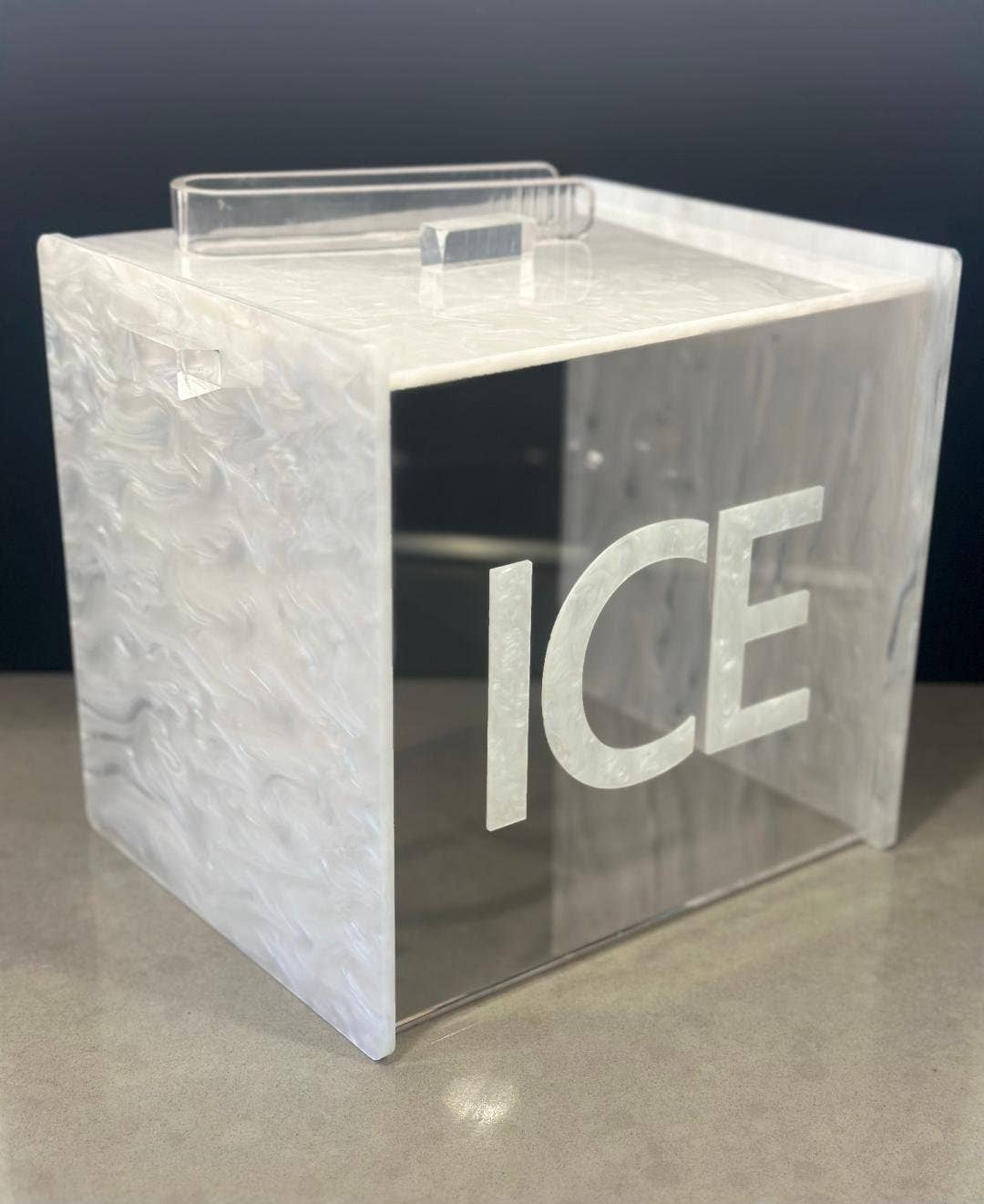 The Perfect Acrylic Ice Bucket